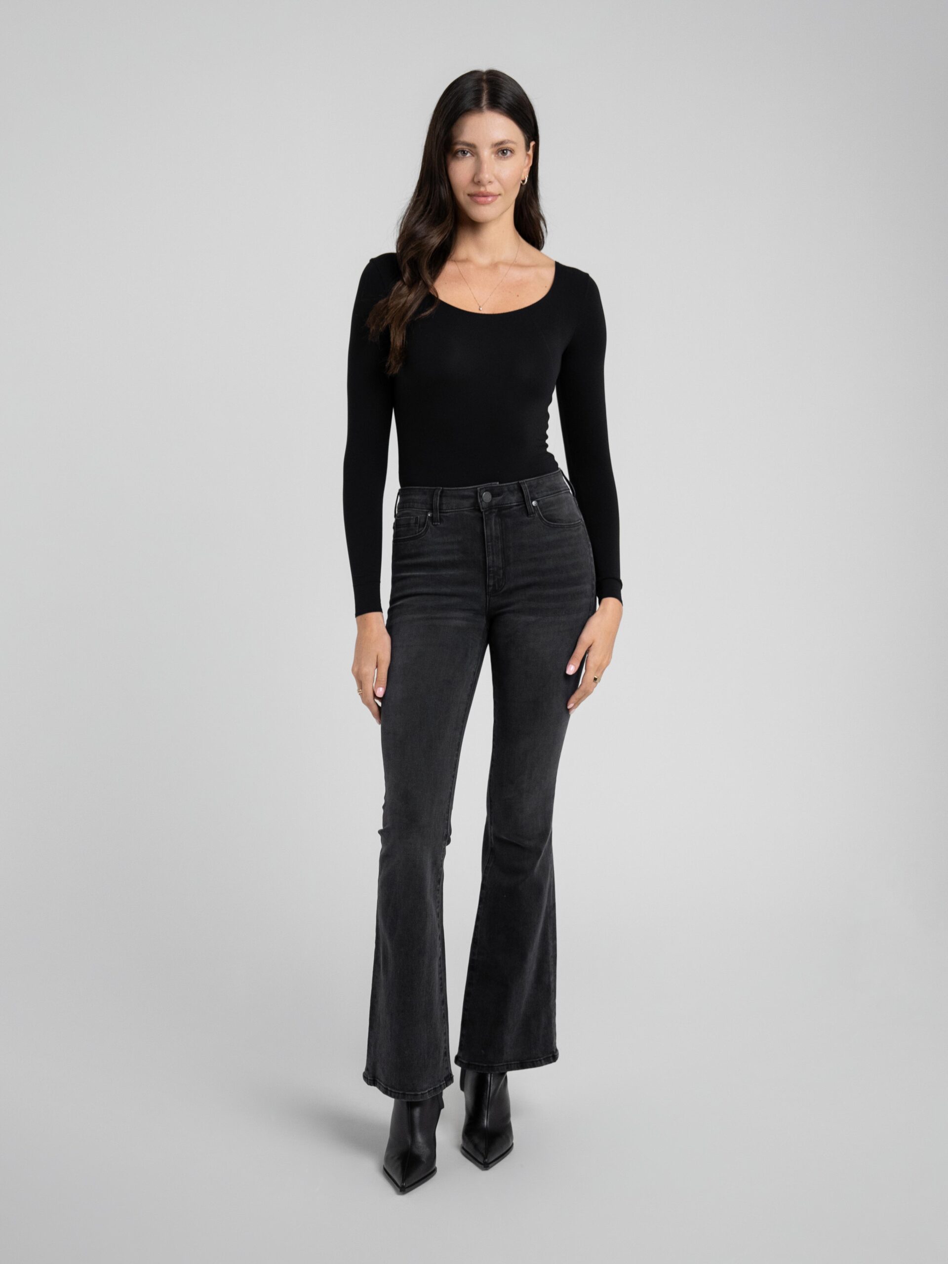 Bombshell Bell in Point Break